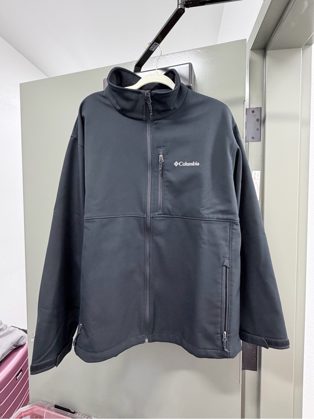 Columbia Black Lightweight Softshell Jacket XXL